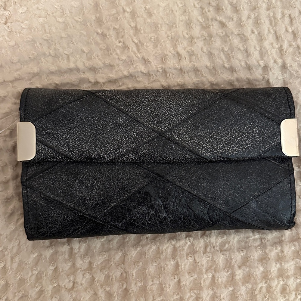 Free People Wallet - Picture 2 of 4